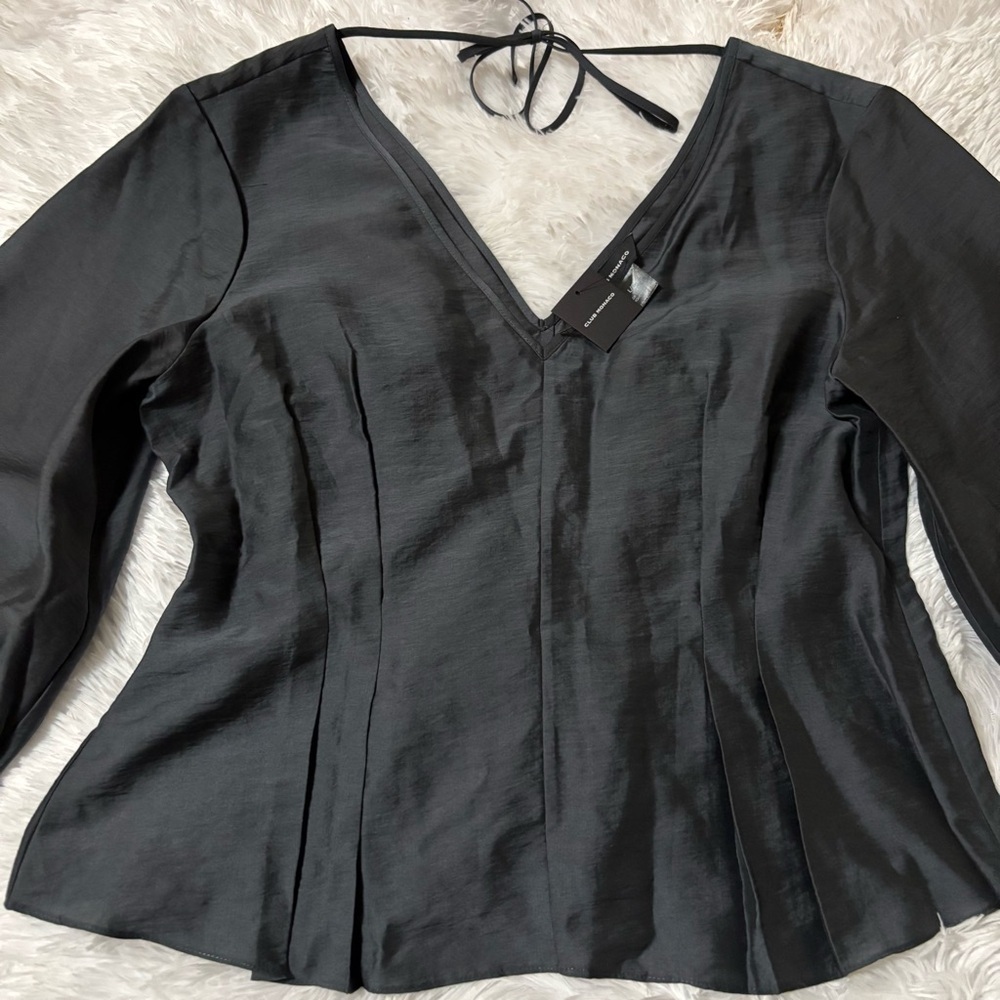 Club Monaco Charcoal Blouse with Puff Sleeves - Picture 5 of 9